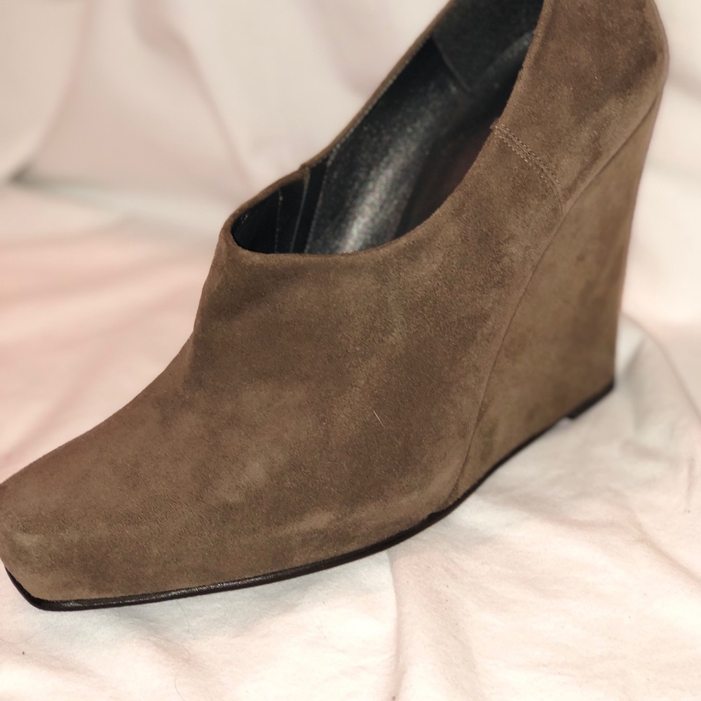 Stuart Weitzman Wedge Bootie (Size 8.5) - image 7